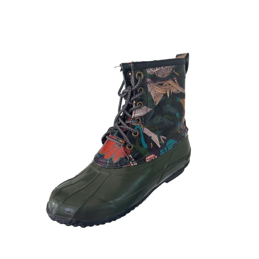 Sakroots peace love happiness duck boot size 6